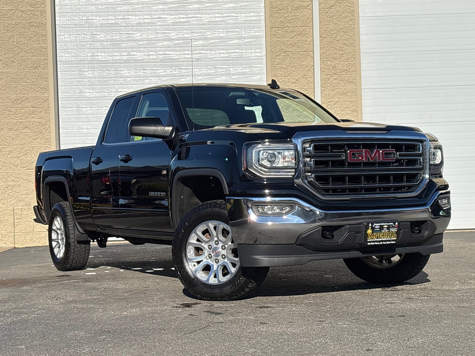 2018 GMC Sierra 1500 SLE 2