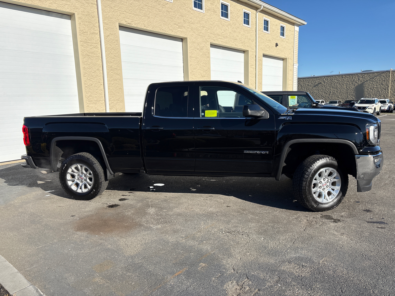 2018 GMC Sierra 1500 SLE 11