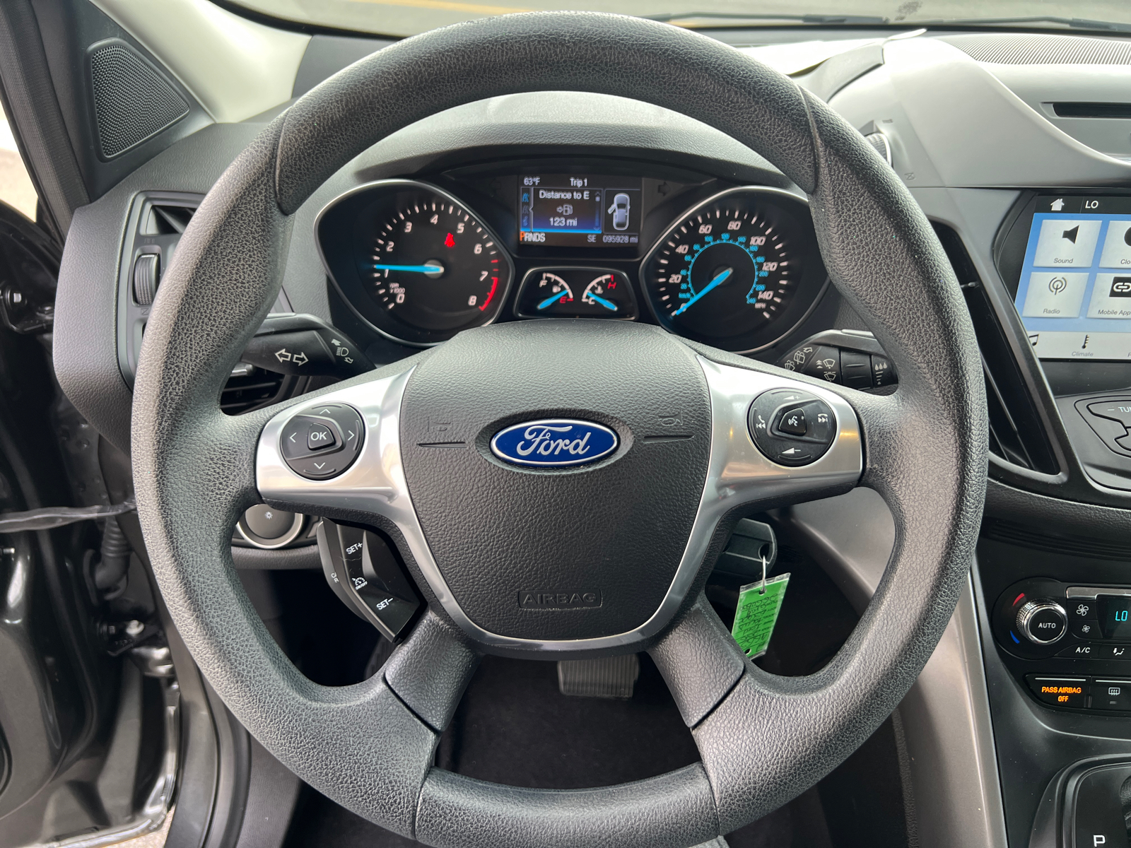 2016 Ford Escape SE 22