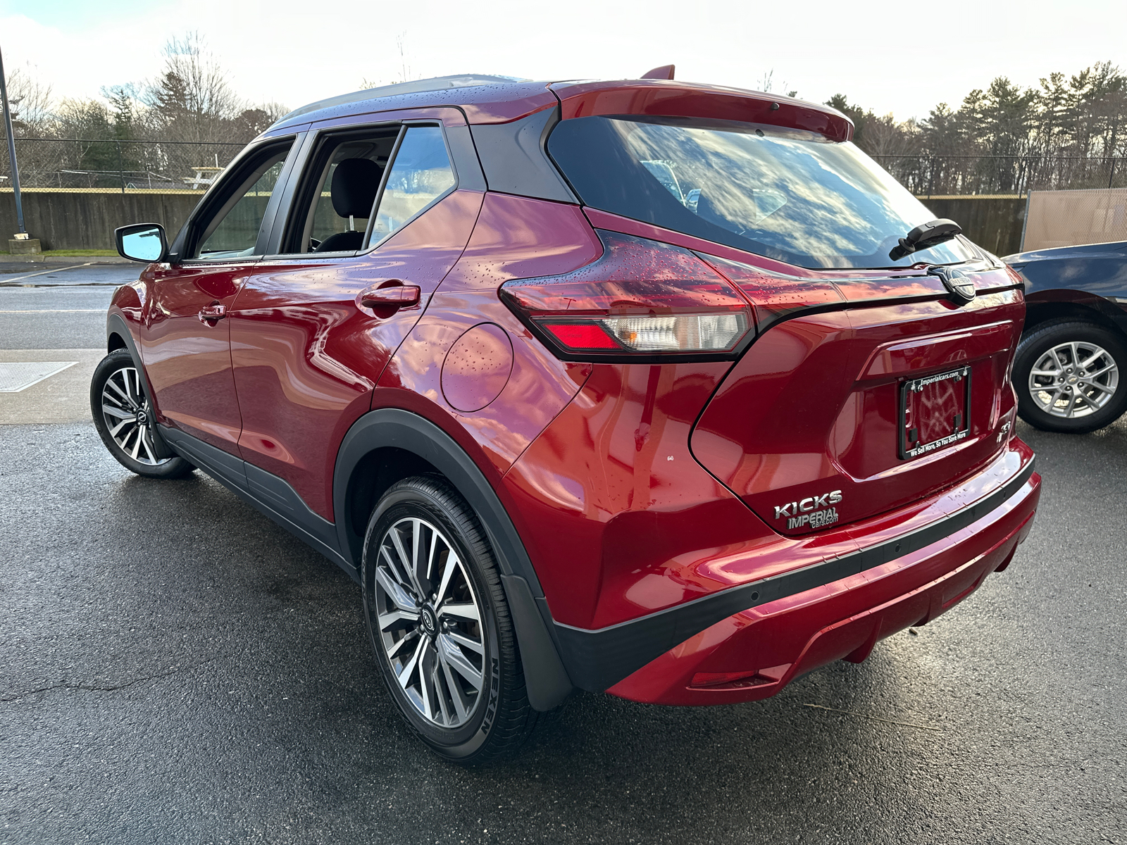 2022 Nissan Kicks SV 7