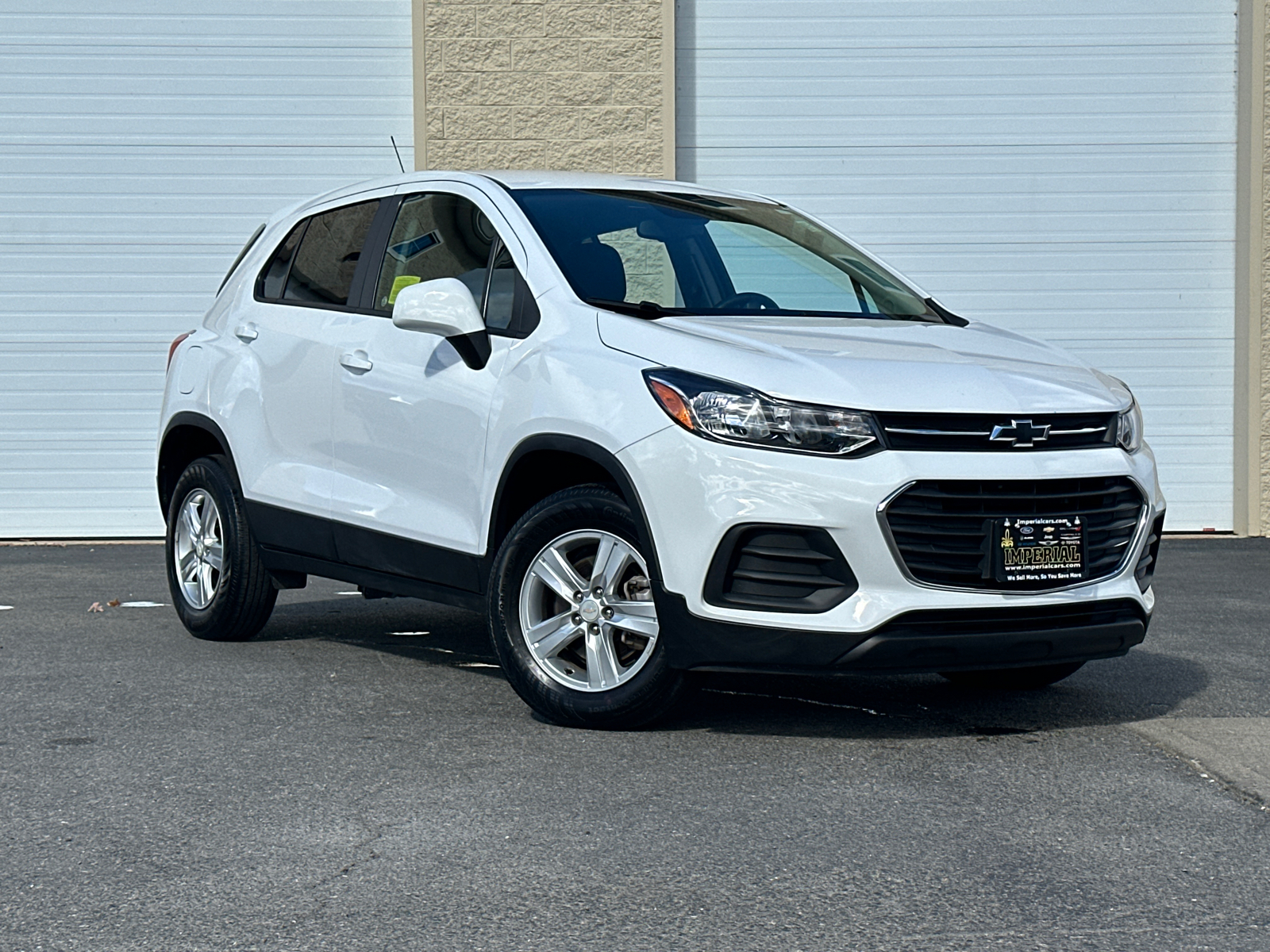 2021 Chevrolet Trax LS 1