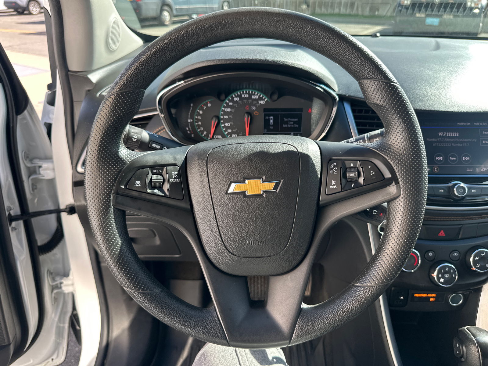 2021 Chevrolet Trax LS 21