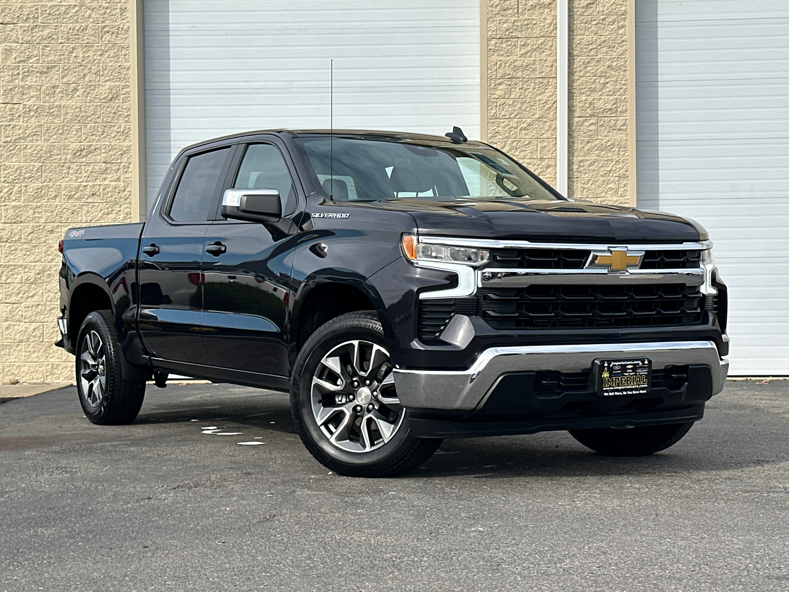 2024 Chevrolet Silverado 1500 LT 1