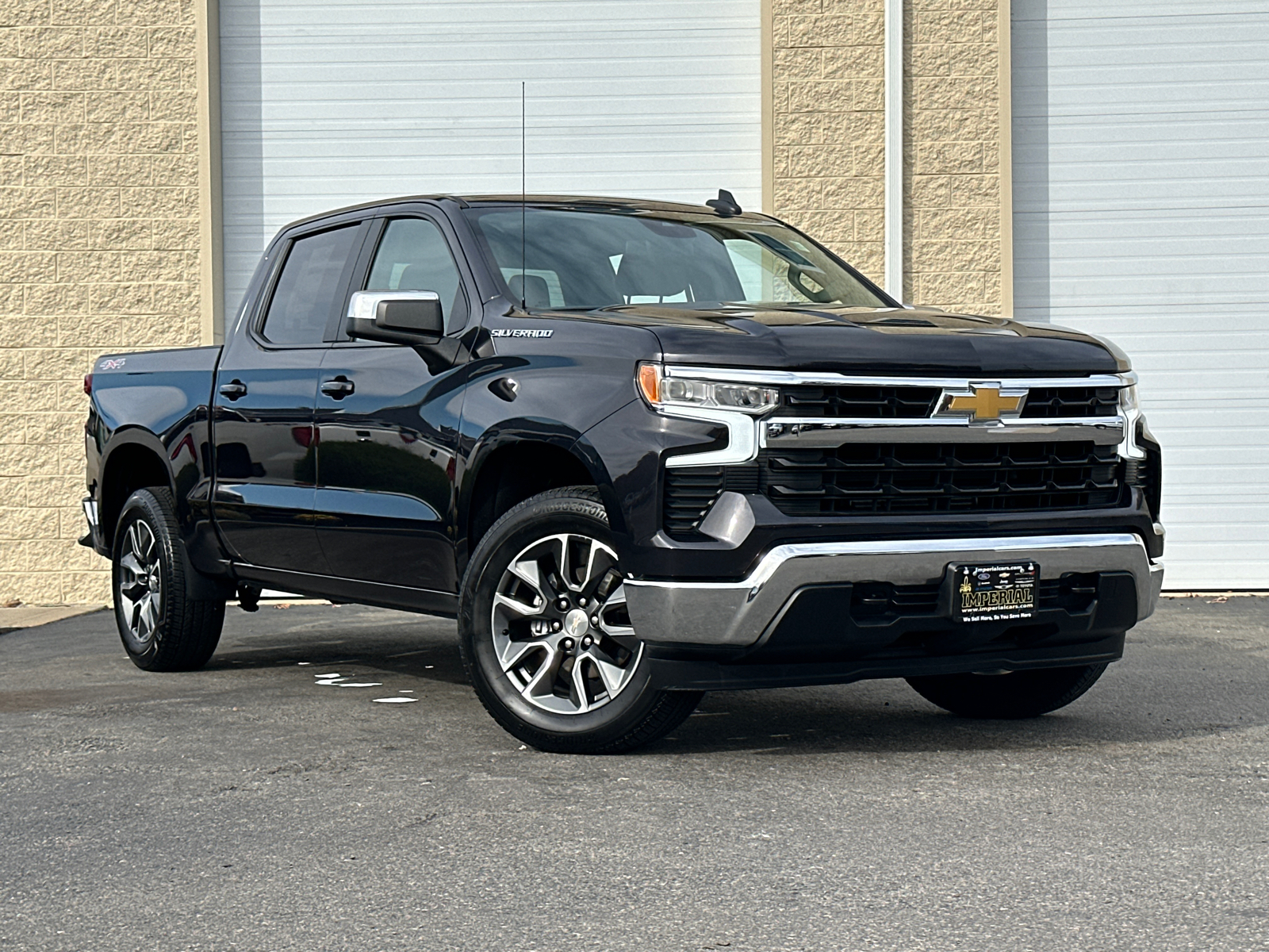 2024 Chevrolet Silverado 1500 LT 2