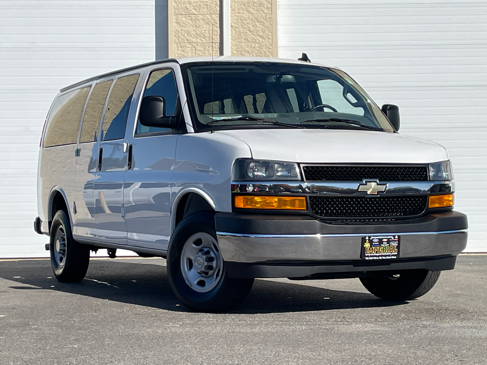 2023 Chevrolet Express 3500 LS 1