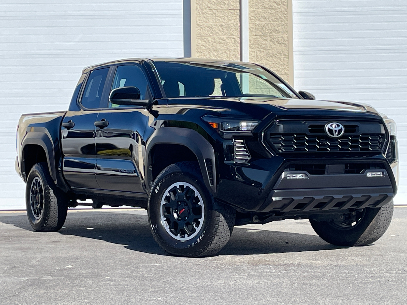 2024 Toyota Tacoma TRD Off-Road 2