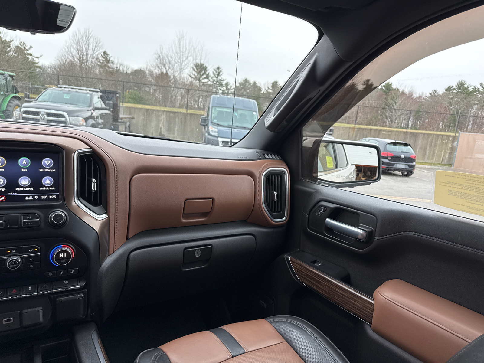 2019 Chevrolet Silverado 1500 High Country 16