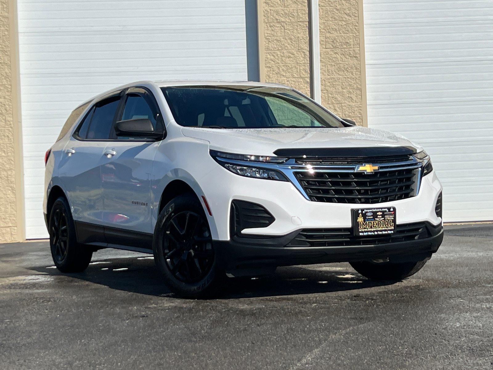 2022 Chevrolet Equinox LS 1