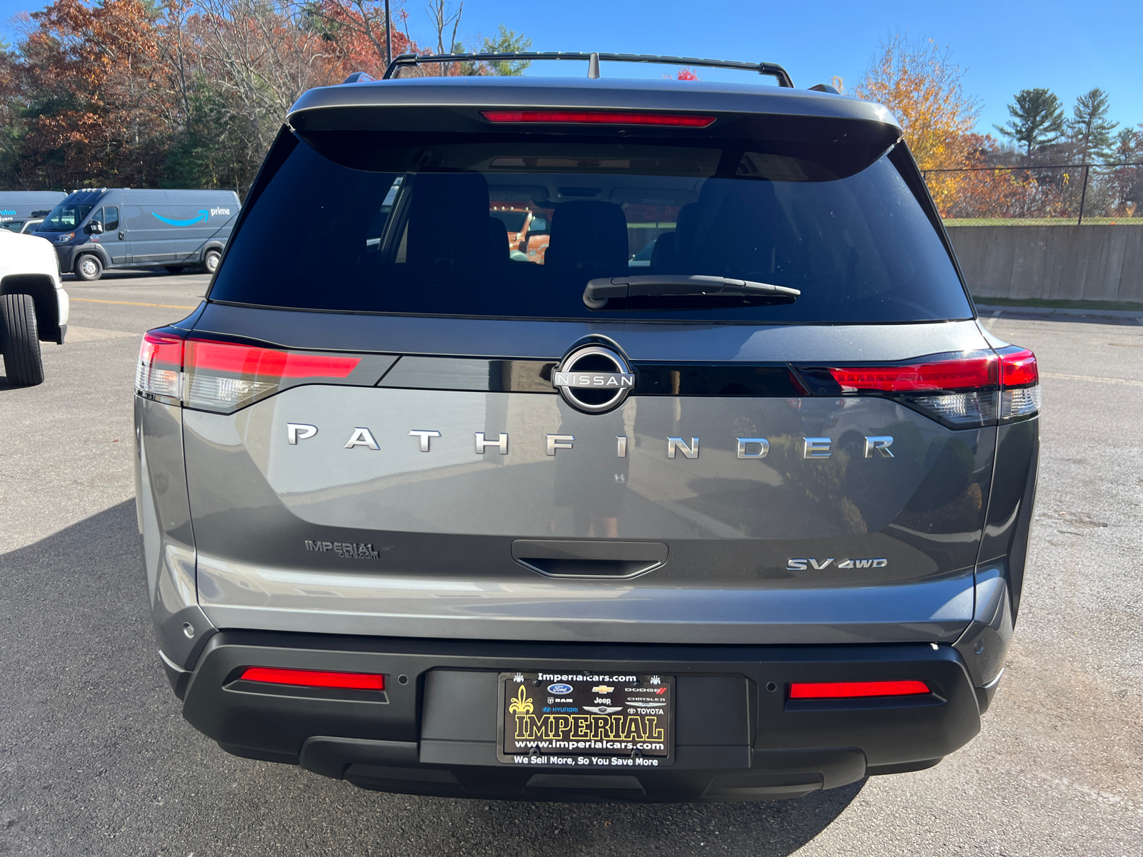 2022 Nissan Pathfinder SV 8