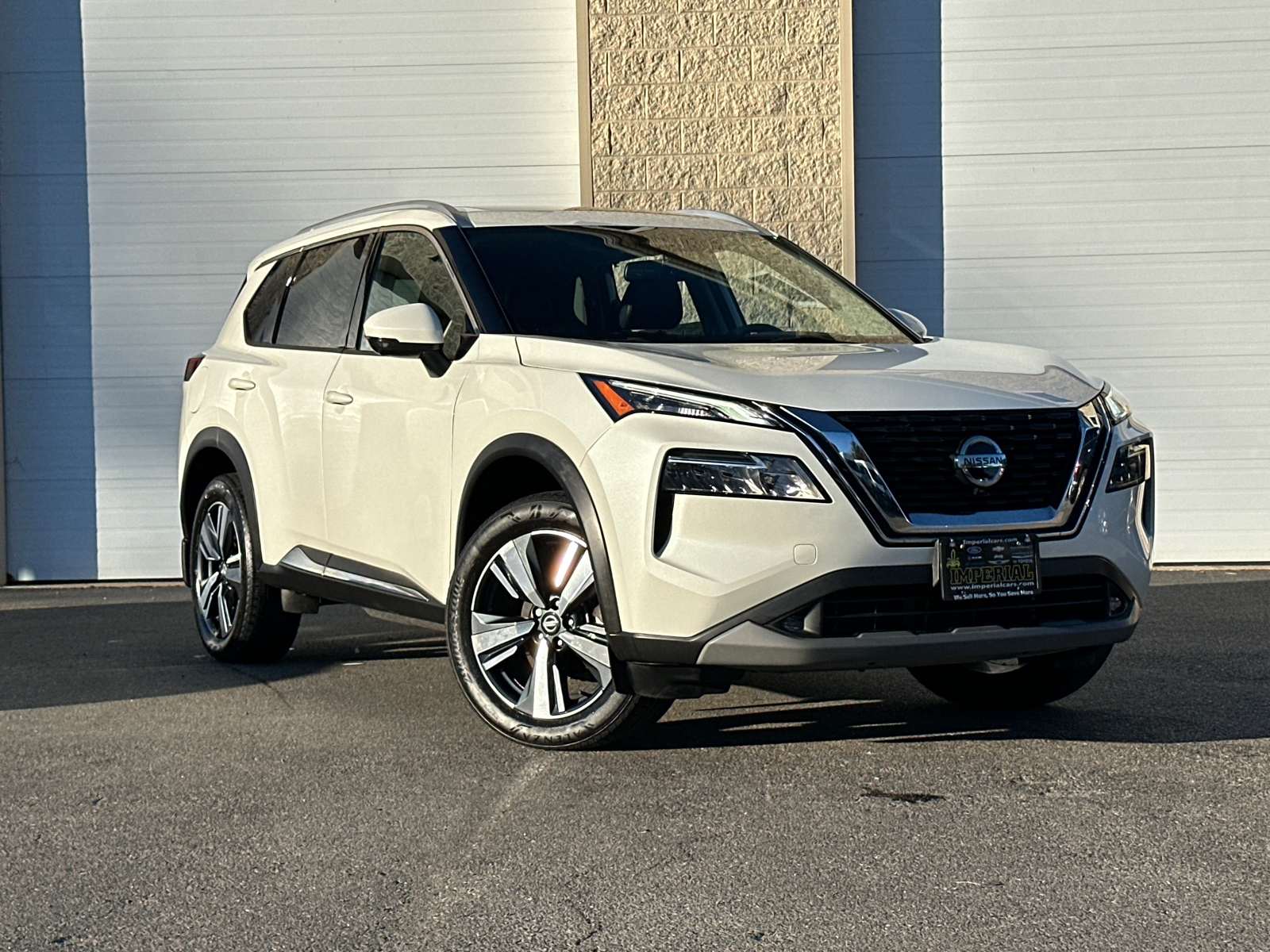 2021 Nissan Rogue SL 1