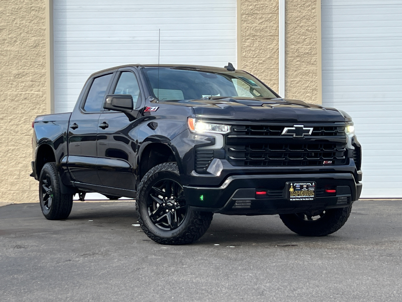 2023 Chevrolet Silverado 1500 LT Trail Boss 1