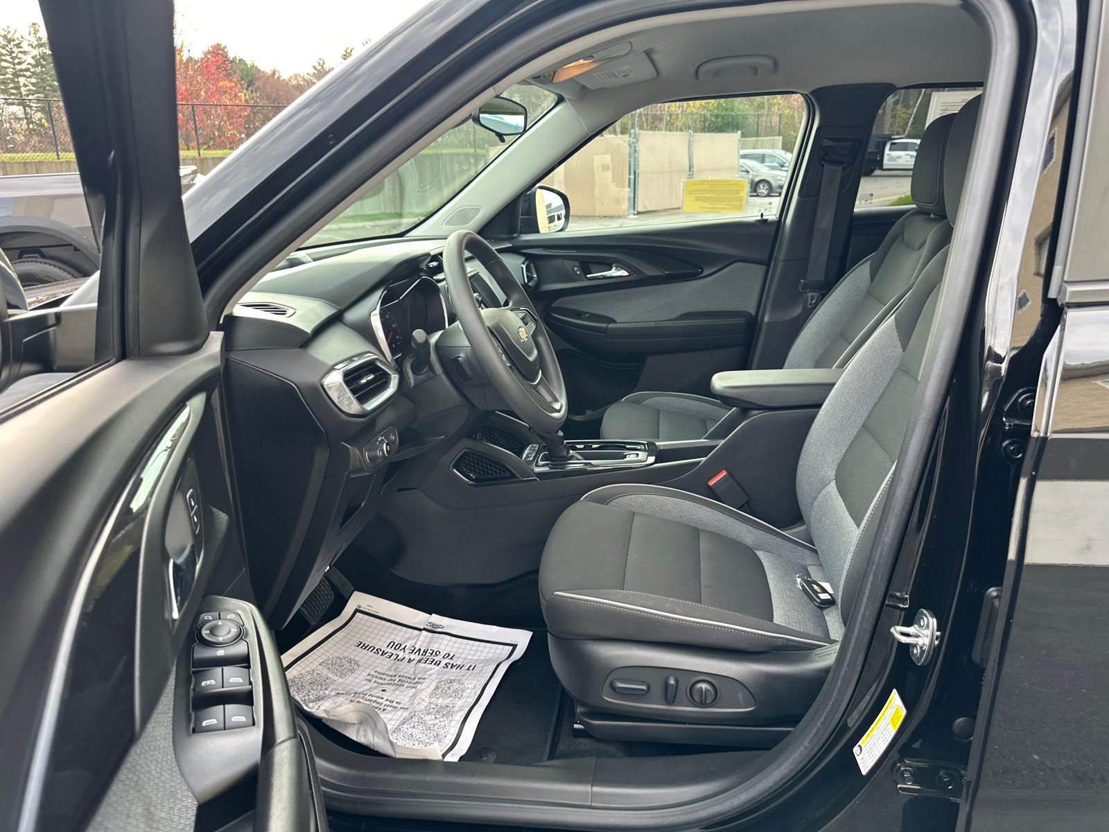 2023 Chevrolet TrailBlazer LT 30