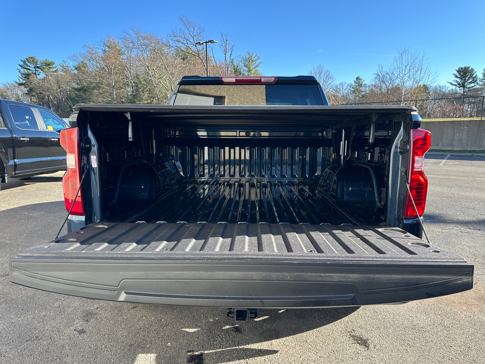 2023 Chevrolet Silverado 1500 Custom 9