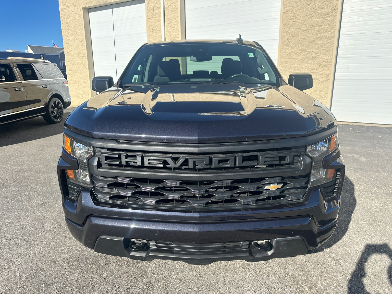 2022 Chevrolet Silverado 1500 Custom 3