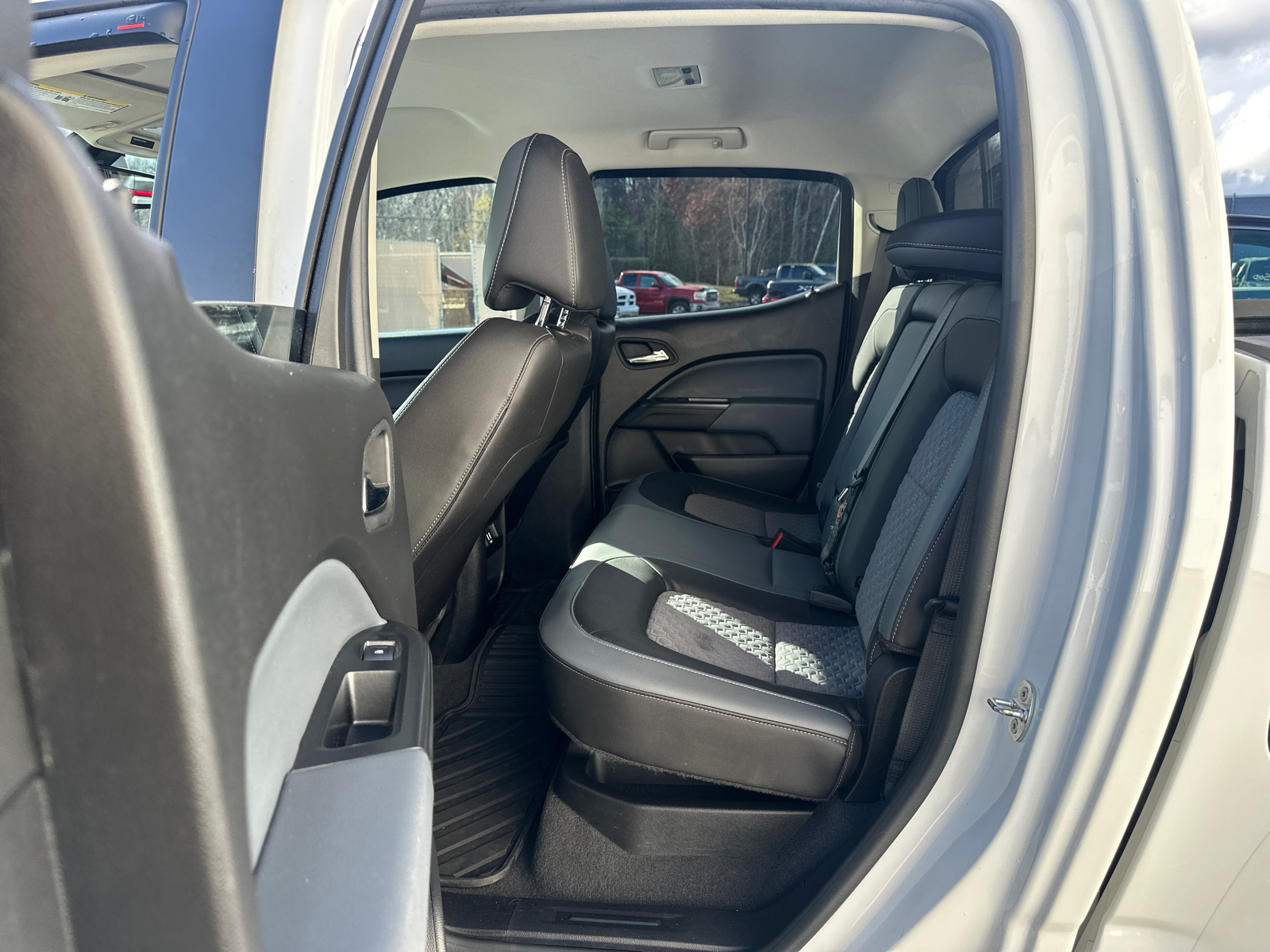 2021 Chevrolet Colorado Z71 13