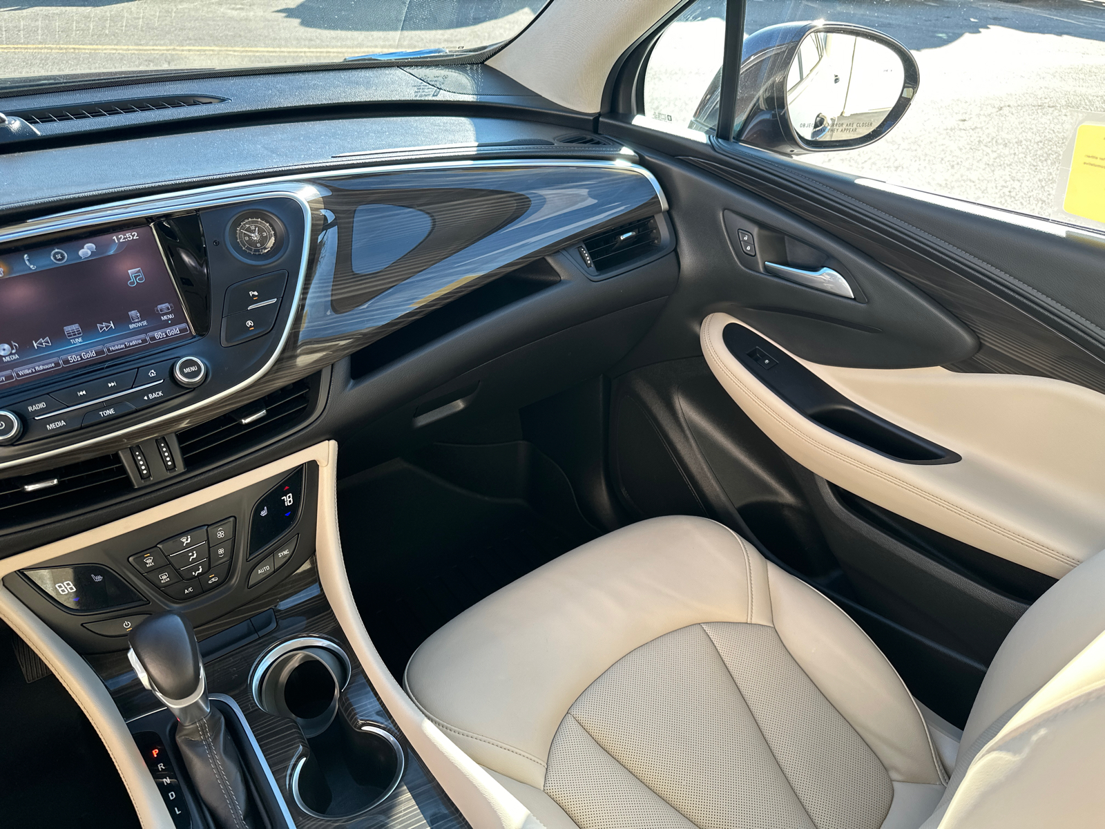 2020 Buick Envision Essence 17