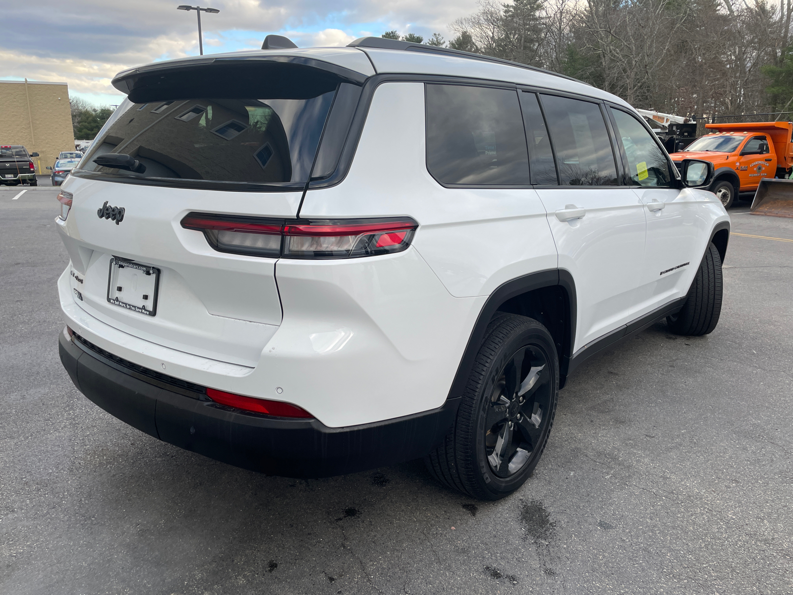 2023 Jeep Grand Cherokee L Altitude 12