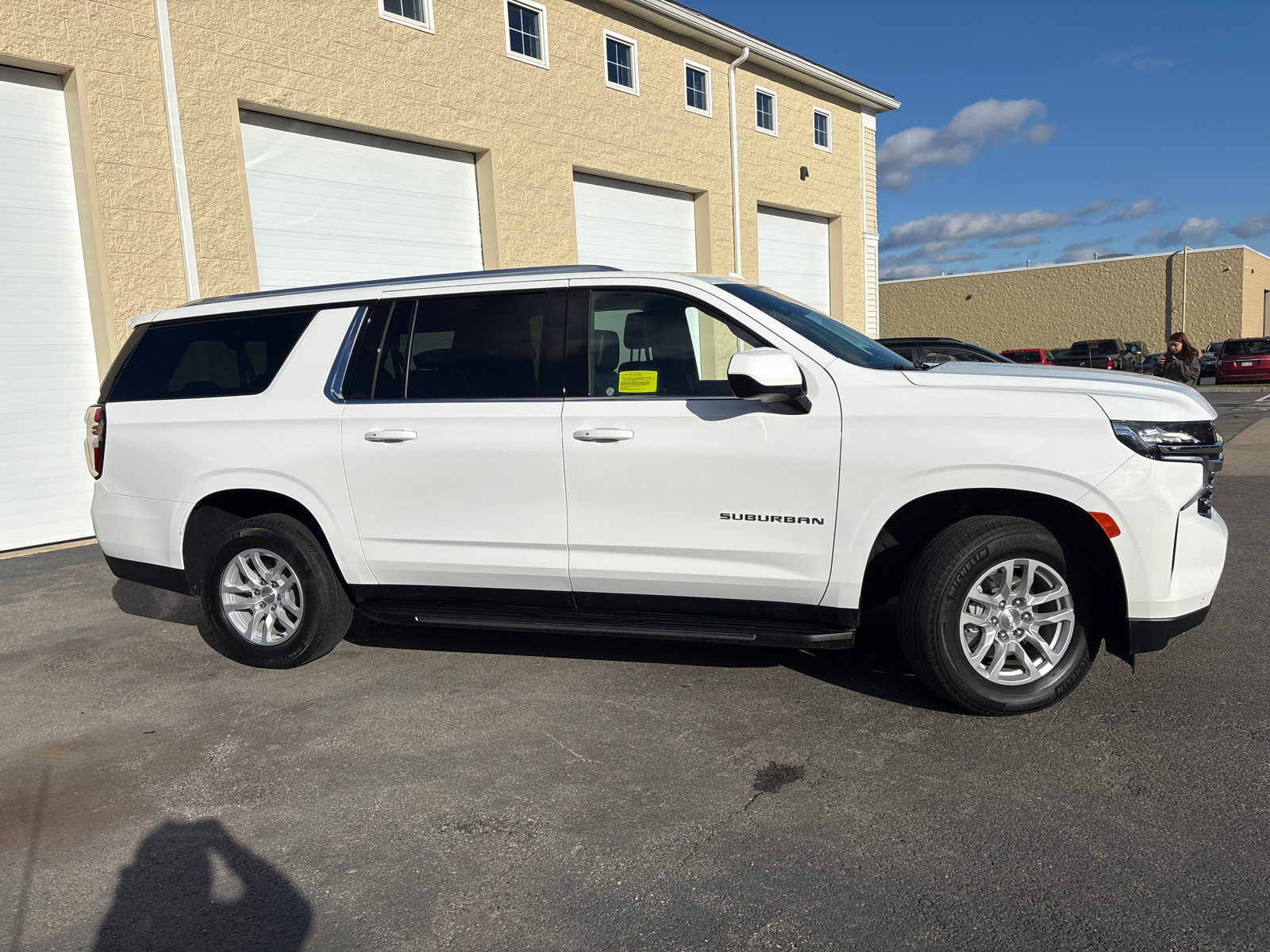 2023 Chevrolet Suburban LT 11