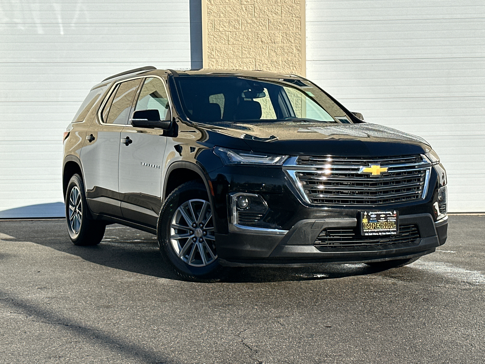 2023 Chevrolet Traverse LT 2