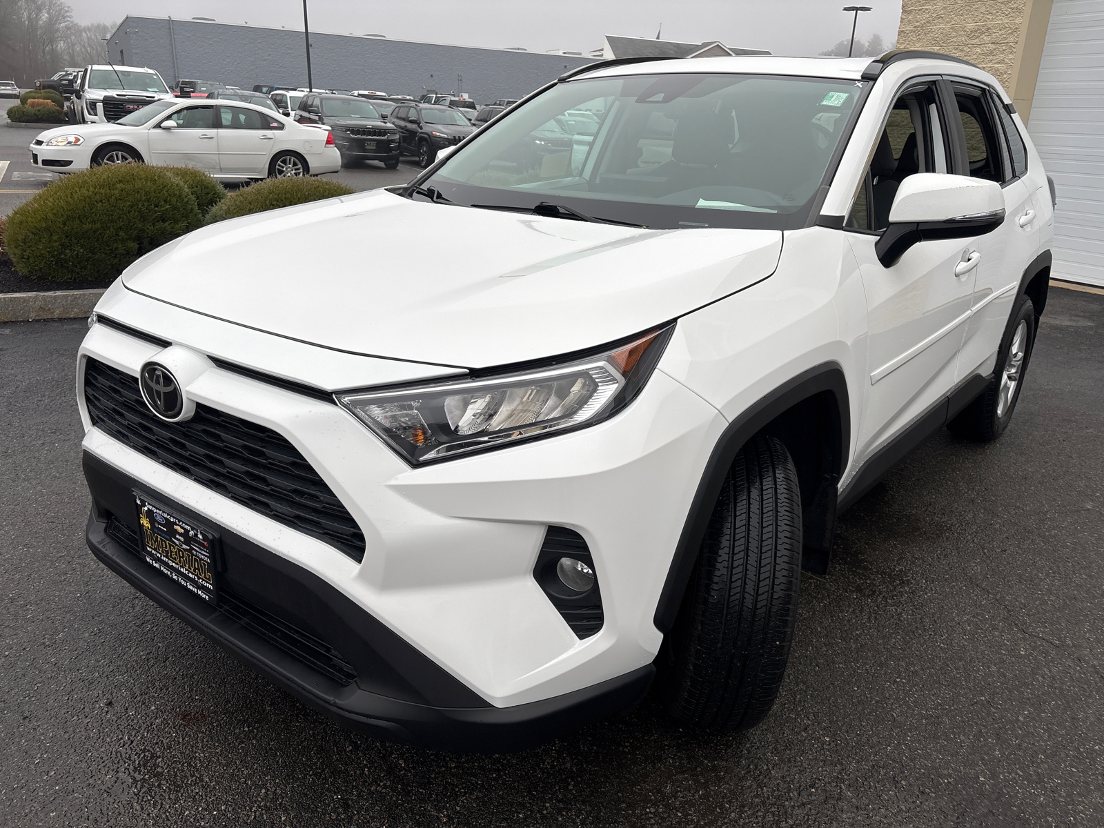 2021 Toyota RAV4 XLE 4