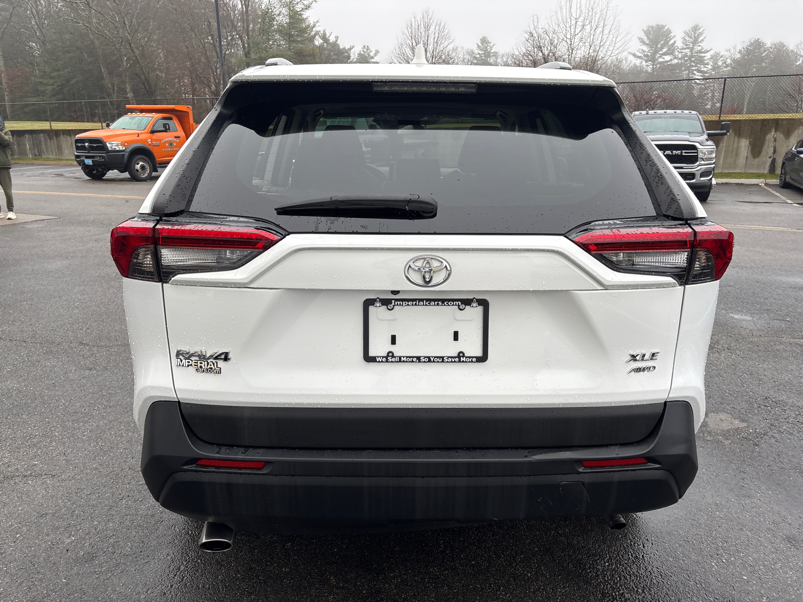 2021 Toyota RAV4 XLE 8