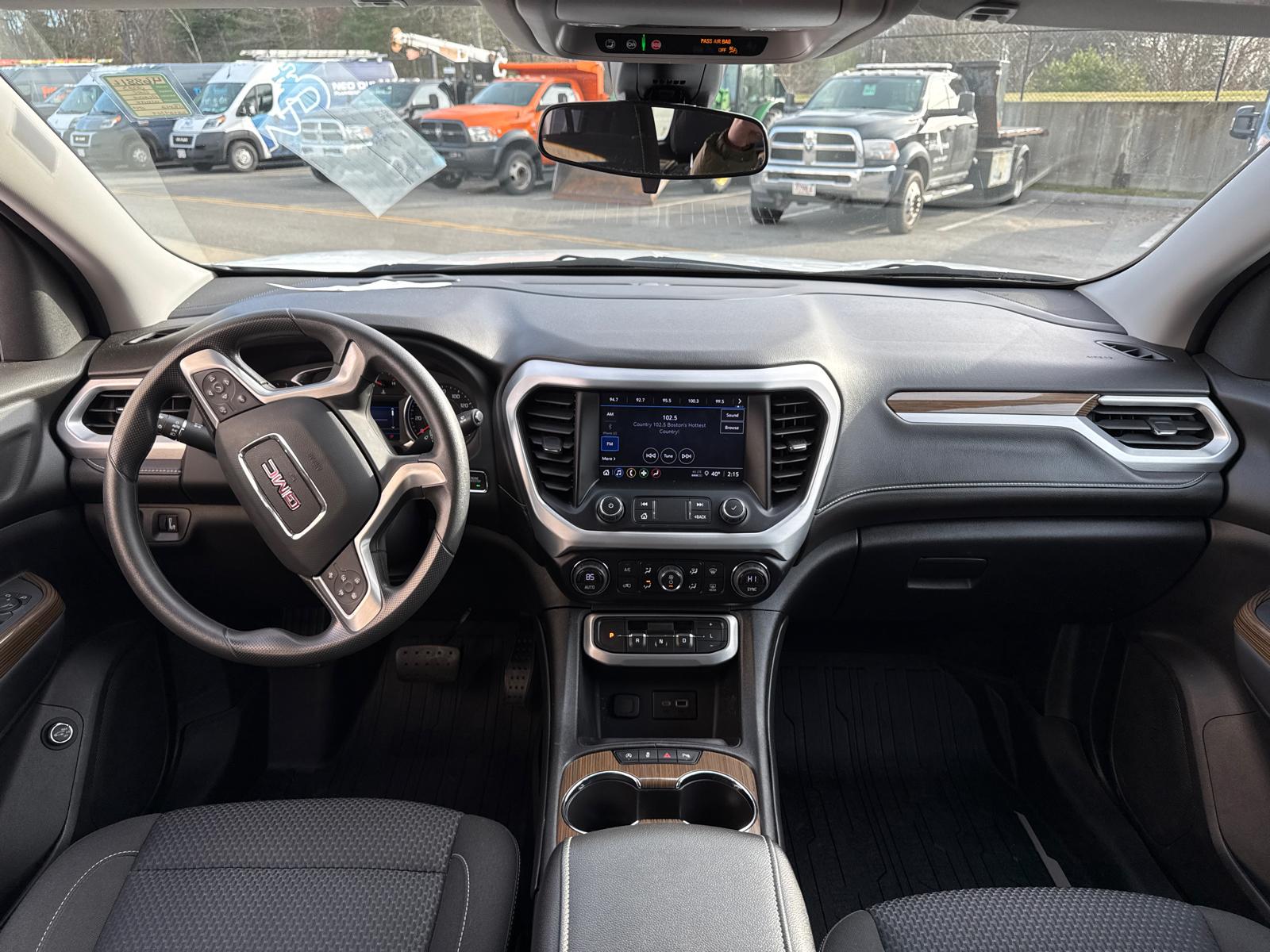 2023 GMC Acadia SLE 14