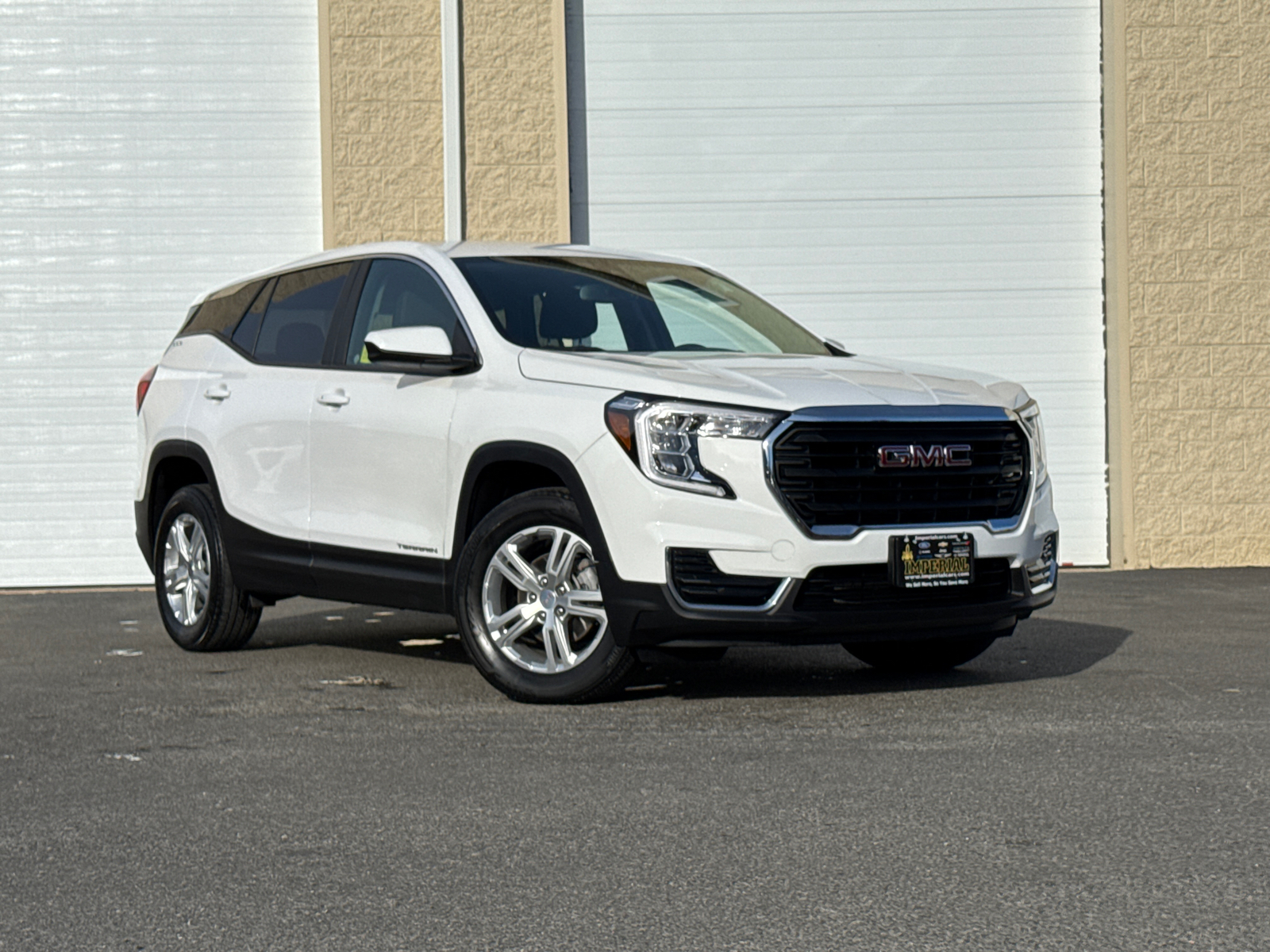 2022 GMC Terrain SLE 1