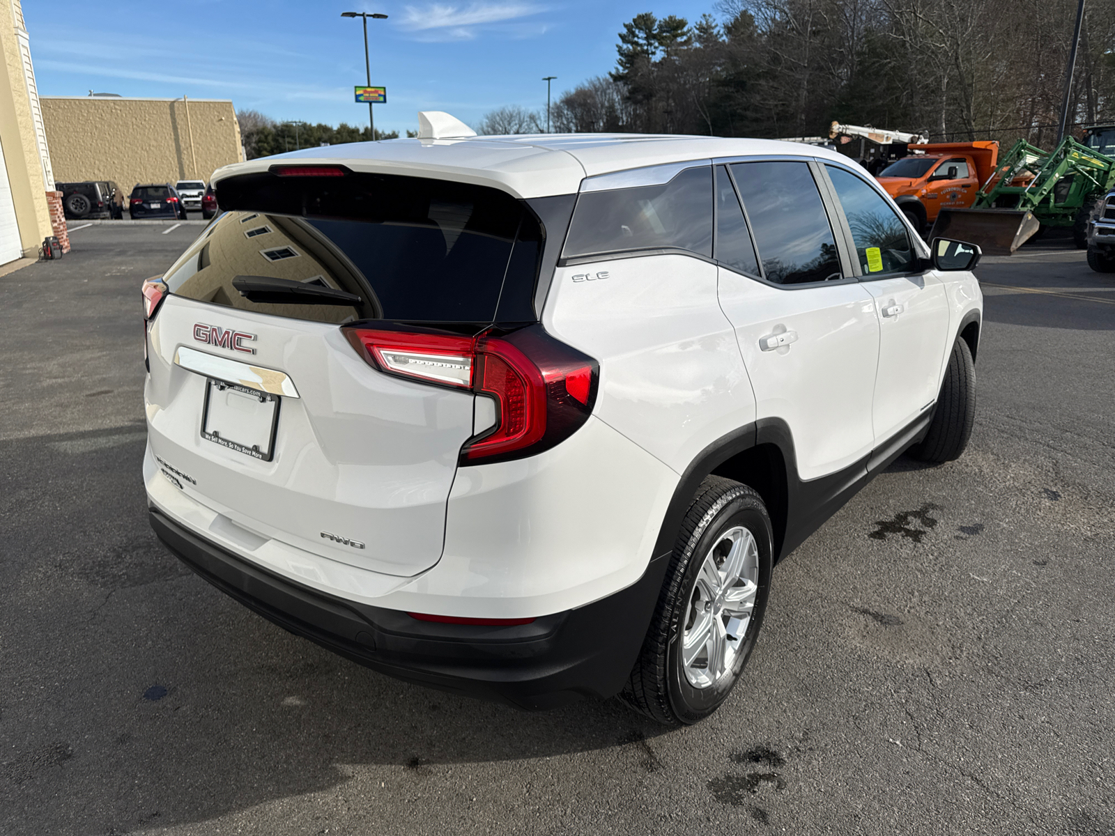 2022 GMC Terrain SLE 10