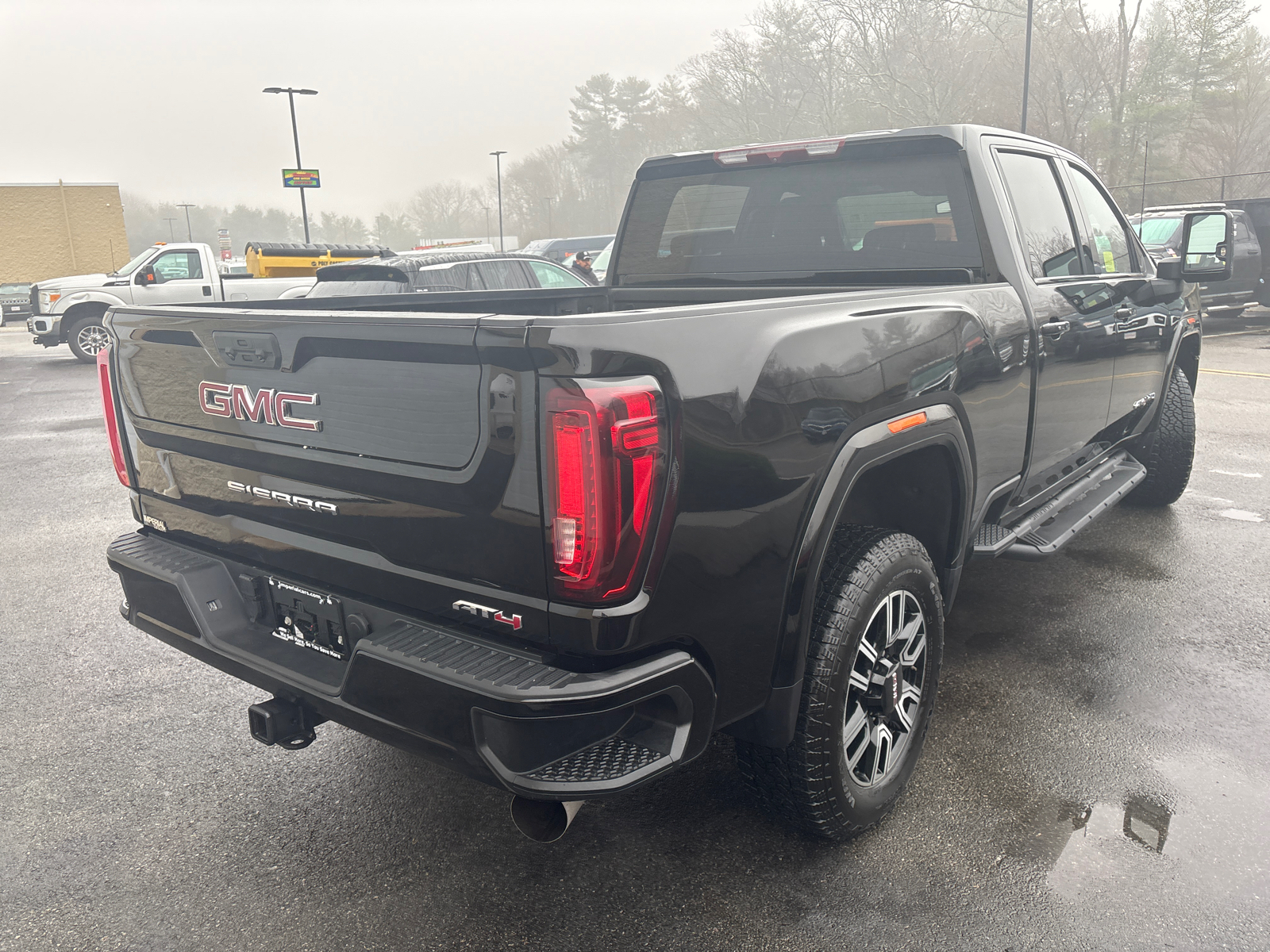 2021 GMC Sierra 2500HD AT4 10