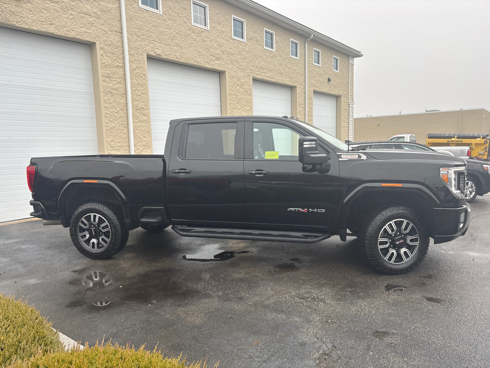 2021 GMC Sierra 2500HD AT4 11