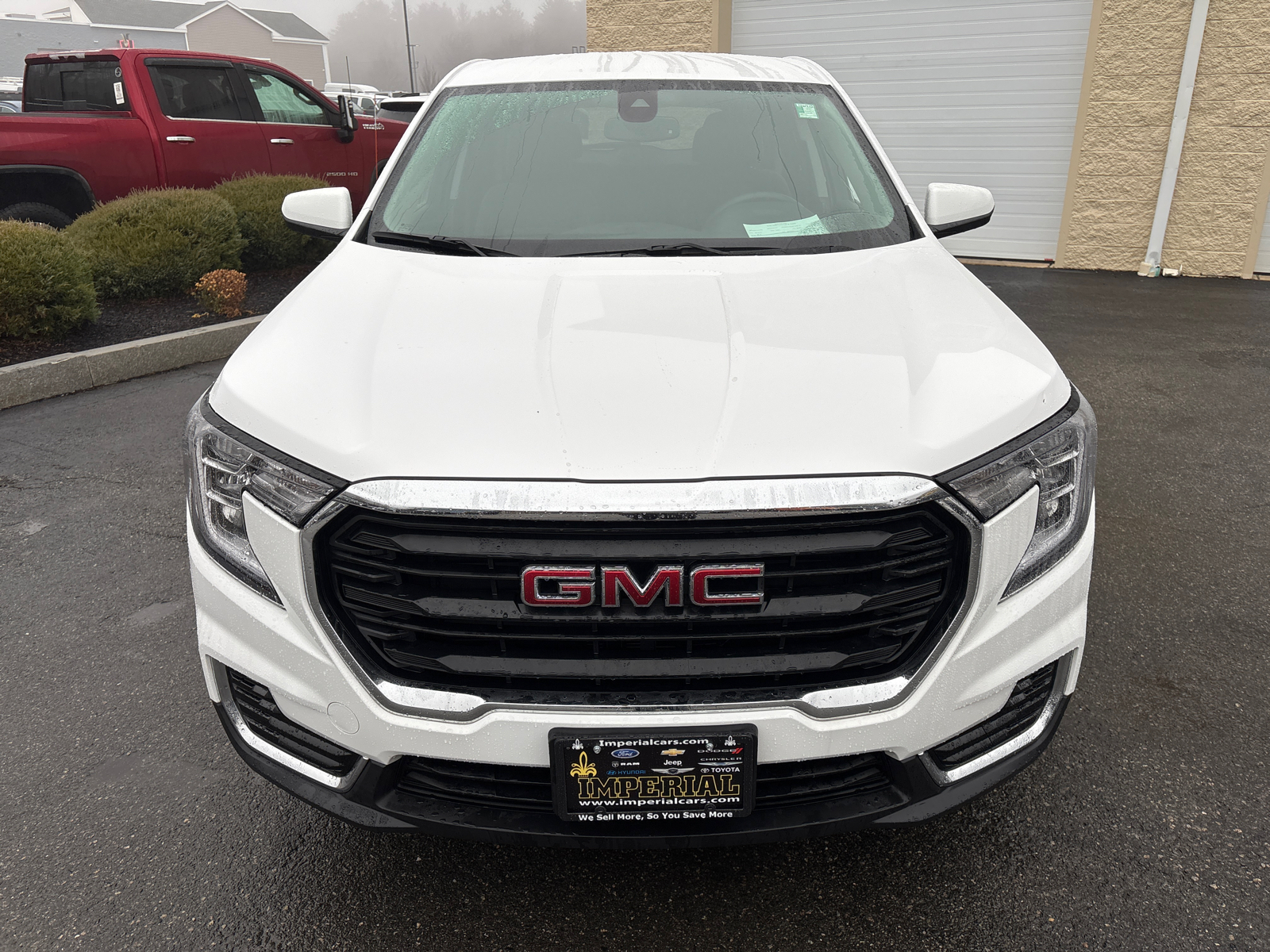 2024 GMC Terrain SLE 3