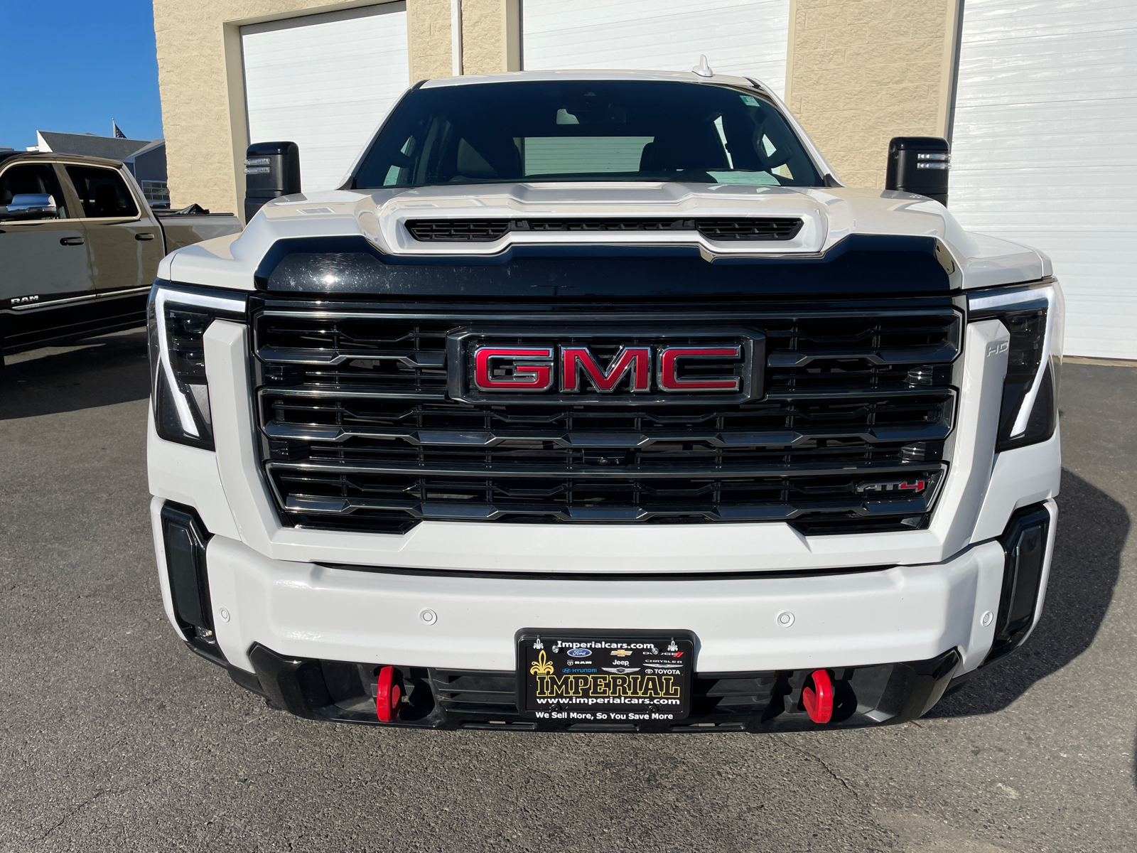 2024 GMC Sierra 2500HD AT4 3