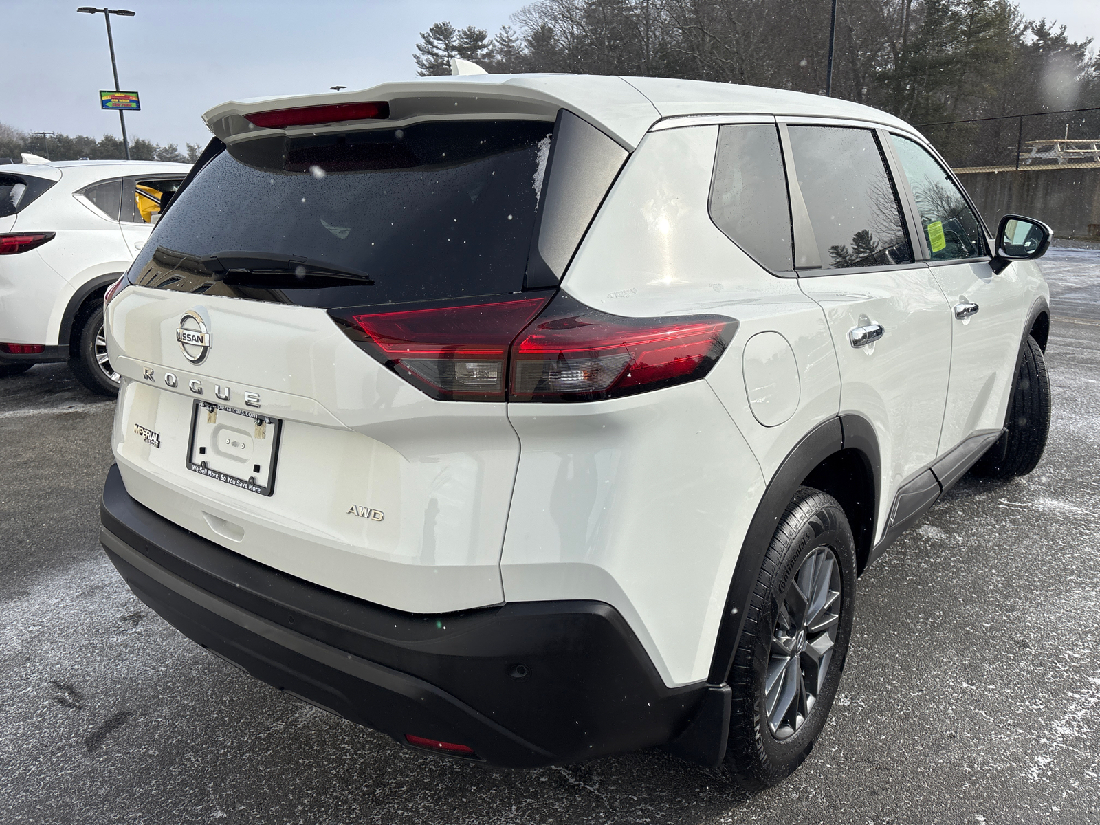 2021 Nissan Rogue S 11