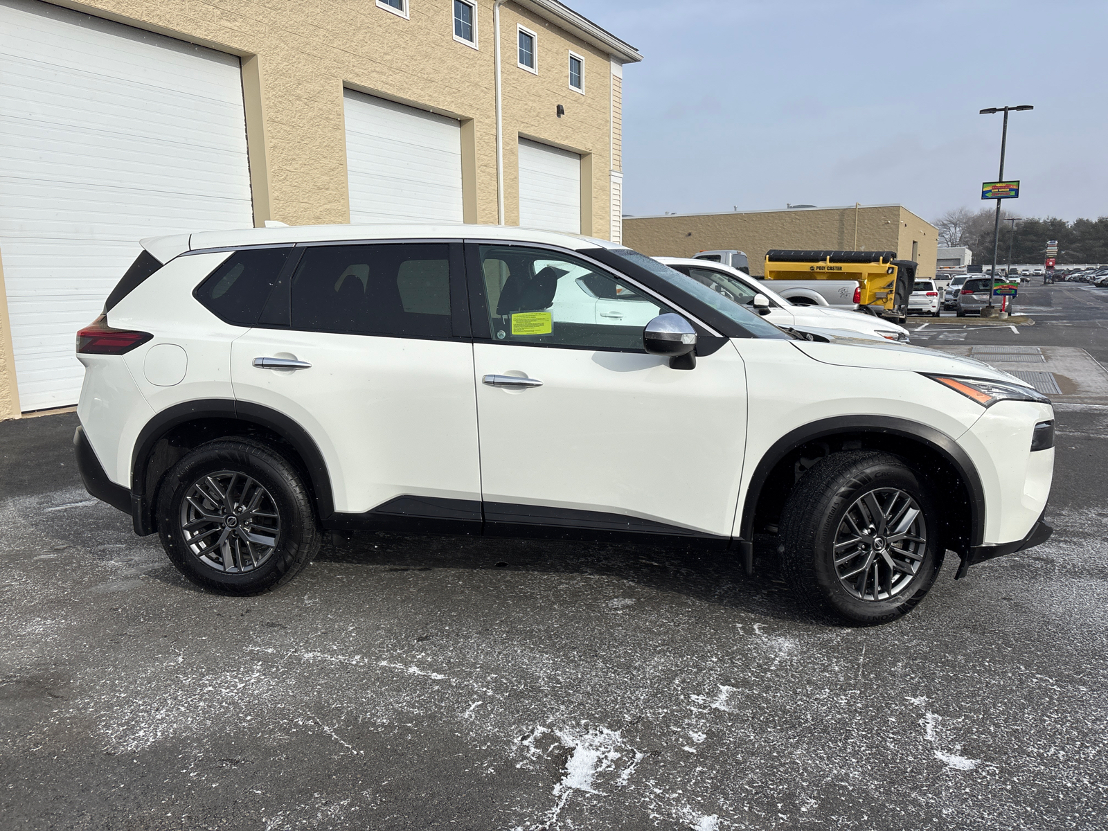 2021 Nissan Rogue S 12