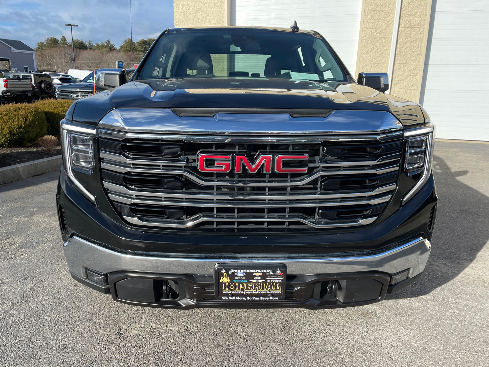 2024 GMC Sierra 1500 SLT 3