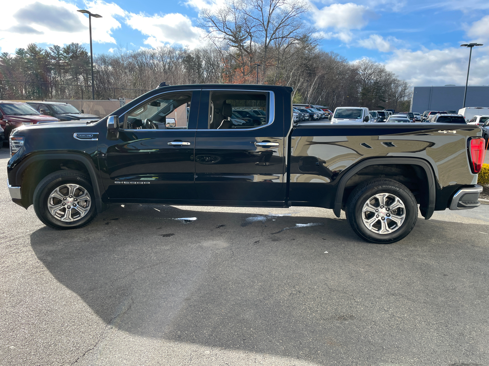 2024 GMC Sierra 1500 SLT 5