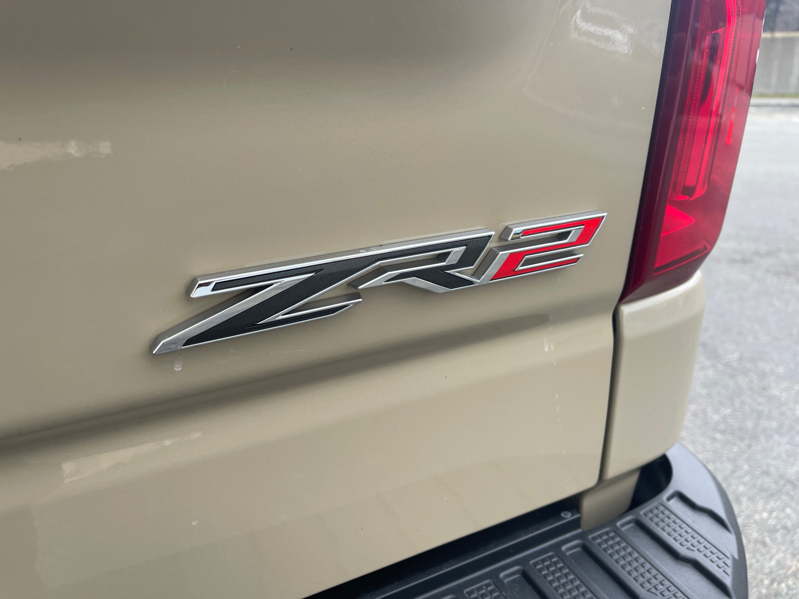 2022 Chevrolet Silverado 1500 ZR2 11