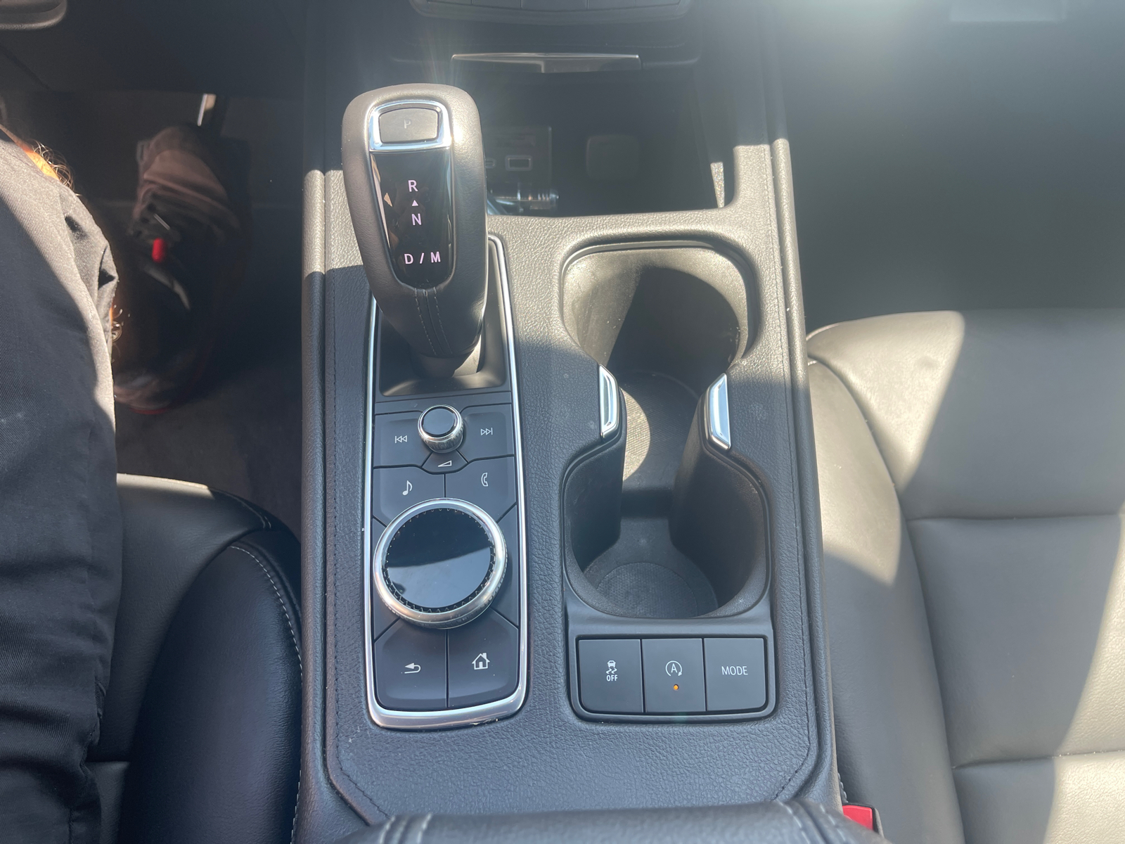 2019 Cadillac XT4 Premium Luxury 37