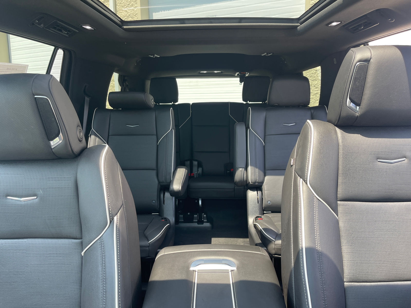 2021 Cadillac Escalade Premium Luxury 39