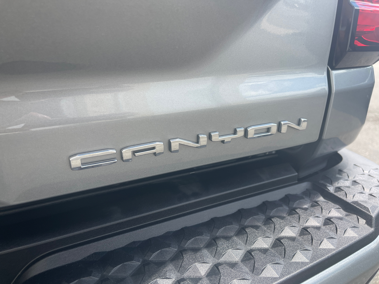 2023 GMC Canyon Denali 11