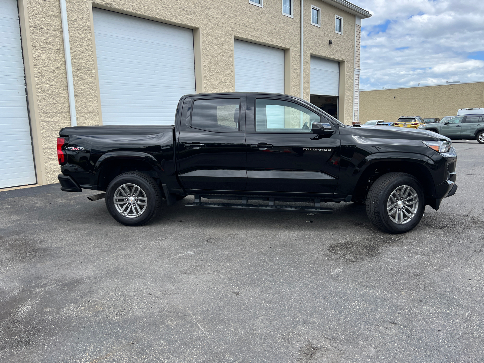 2023 Chevrolet Colorado LT 10