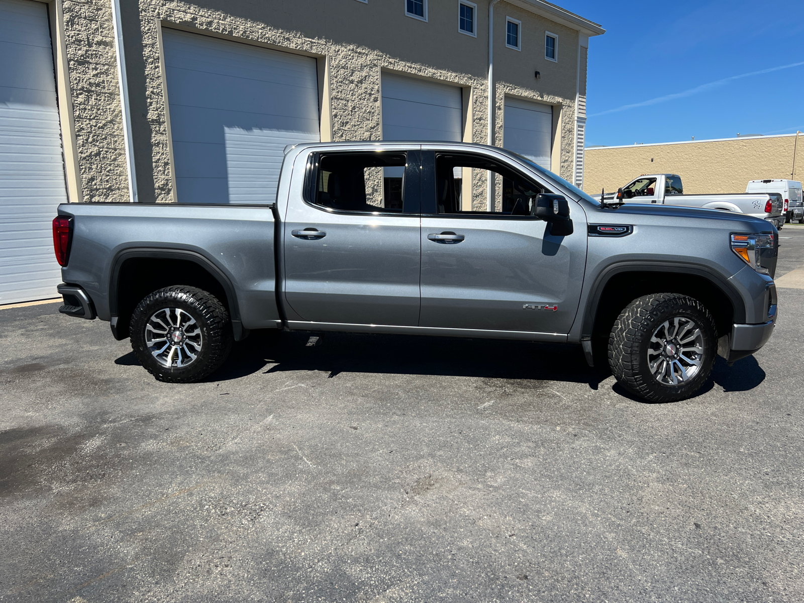 2020 GMC Sierra 1500 AT4 11