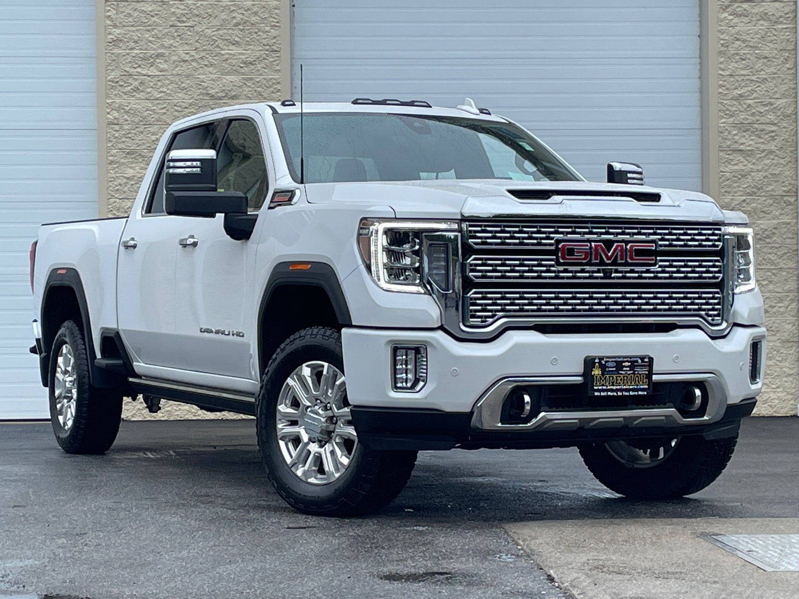 2023 GMC Sierra 2500HD Denali 1