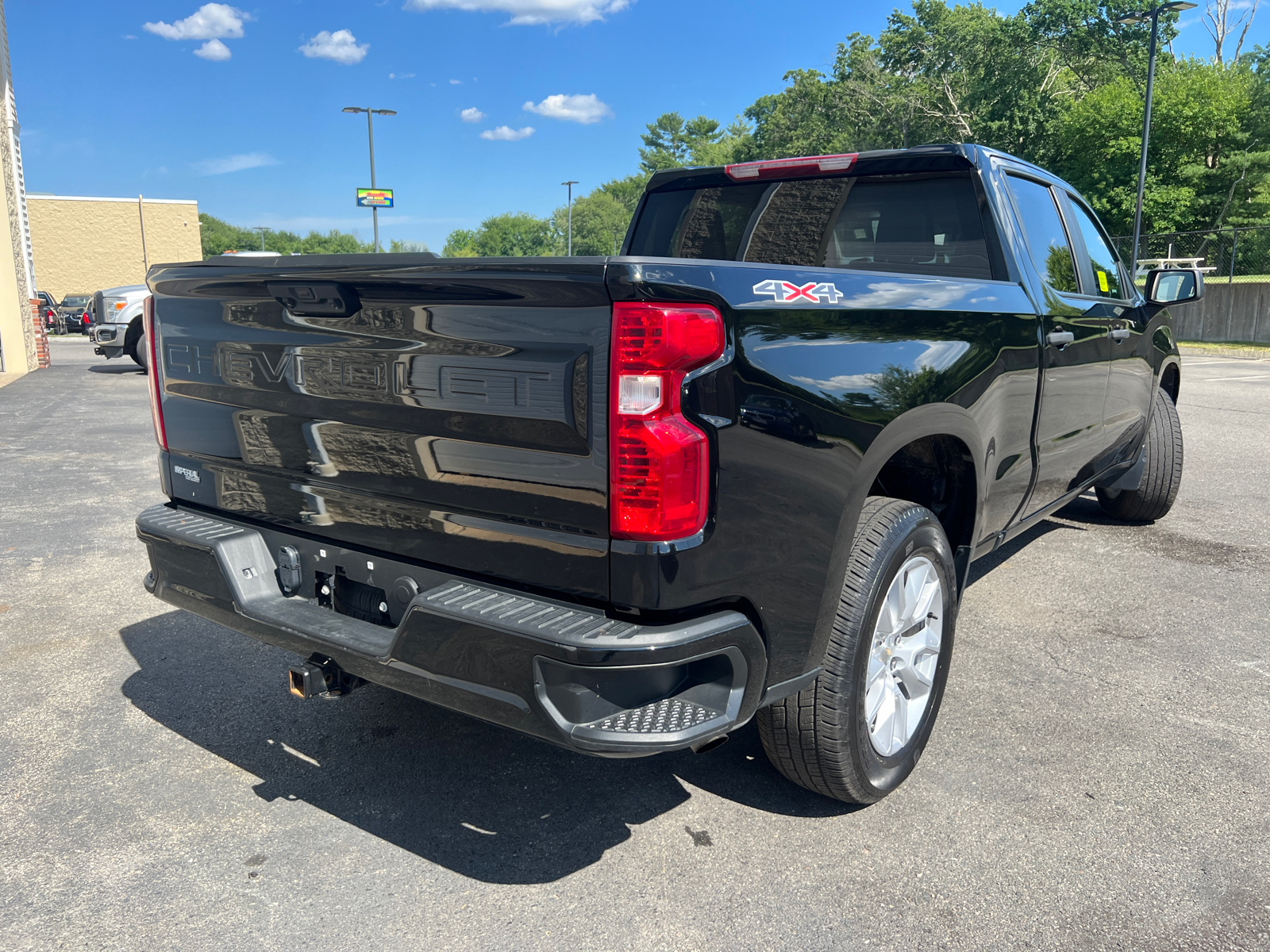 2022 Chevrolet Silverado 1500 Custom 9