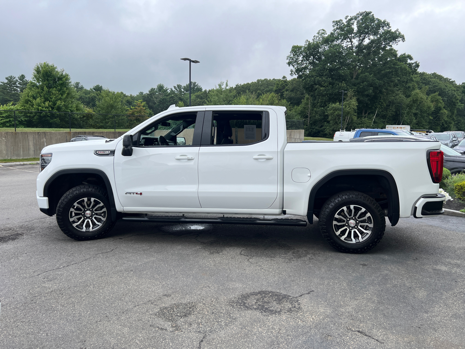 2023 GMC Sierra 1500 AT4 5