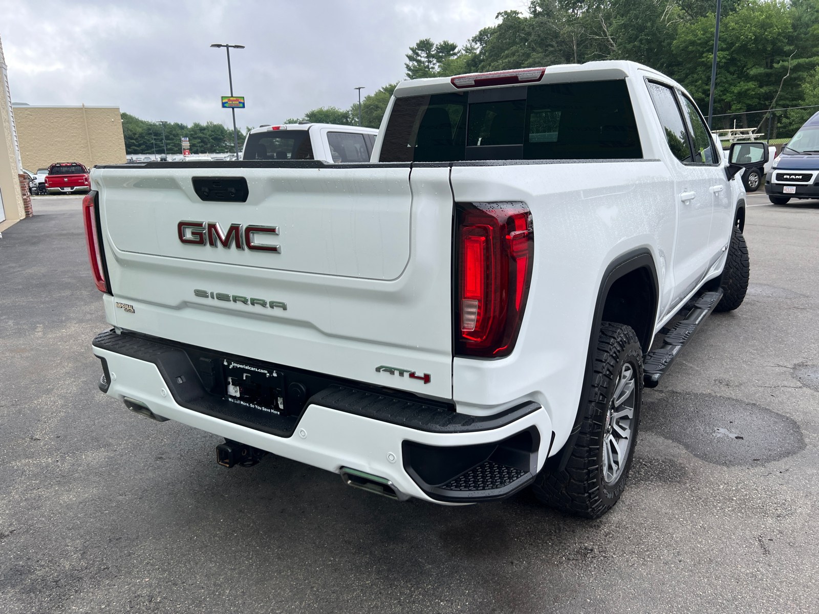 2023 GMC Sierra 1500 AT4 10