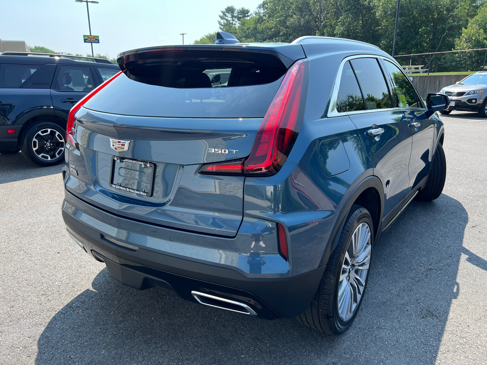 2024 Cadillac XT4 Premium Luxury 10