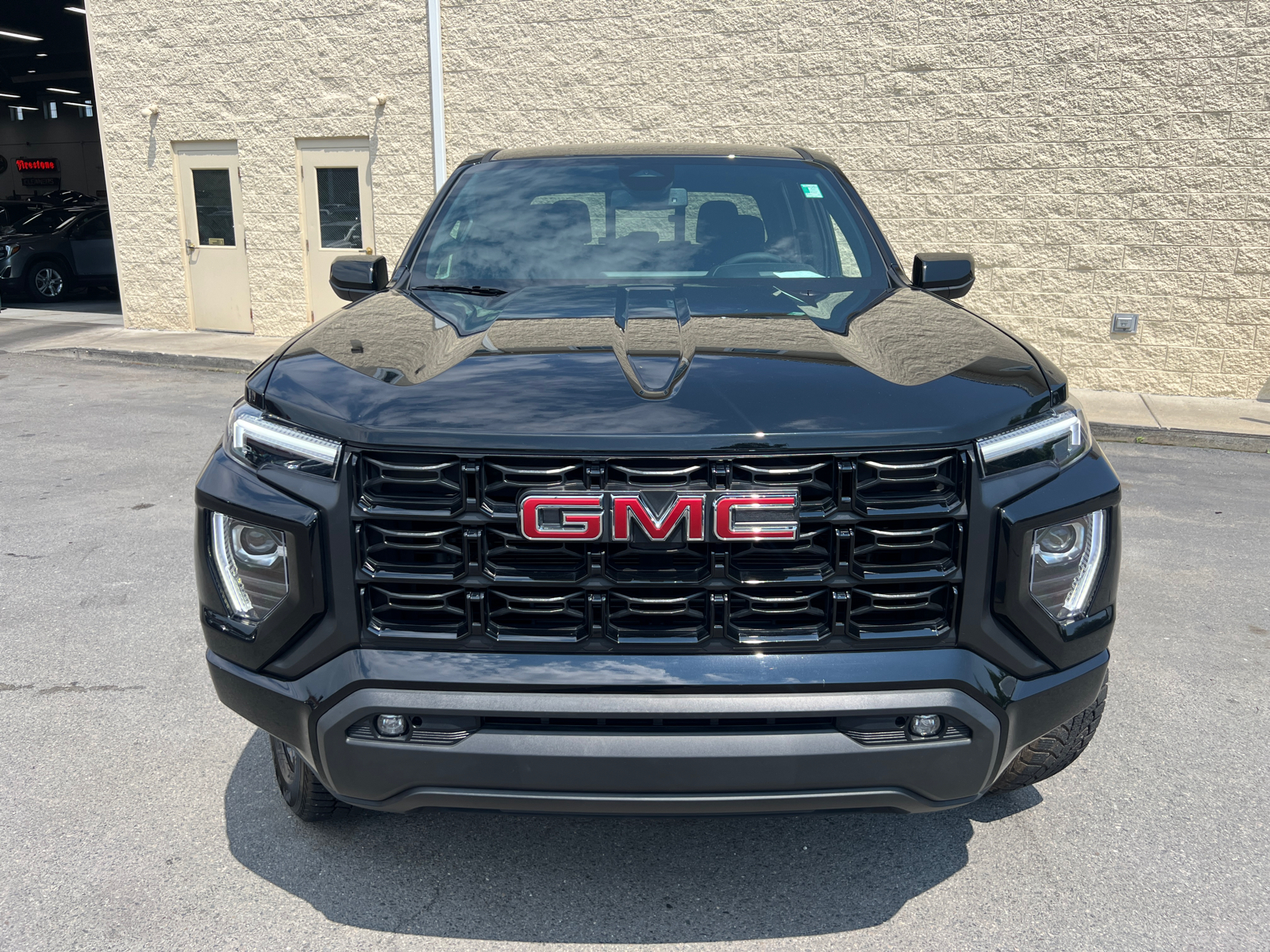 2023 GMC Canyon Elevation 3