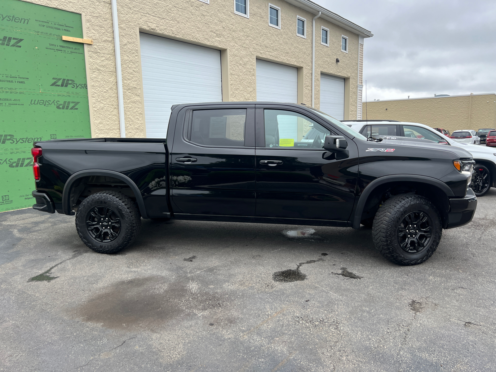 2022 Chevrolet Silverado 1500 ZR2 11