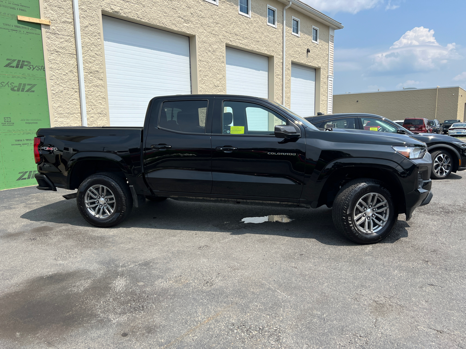 2023 Chevrolet Colorado LT 11